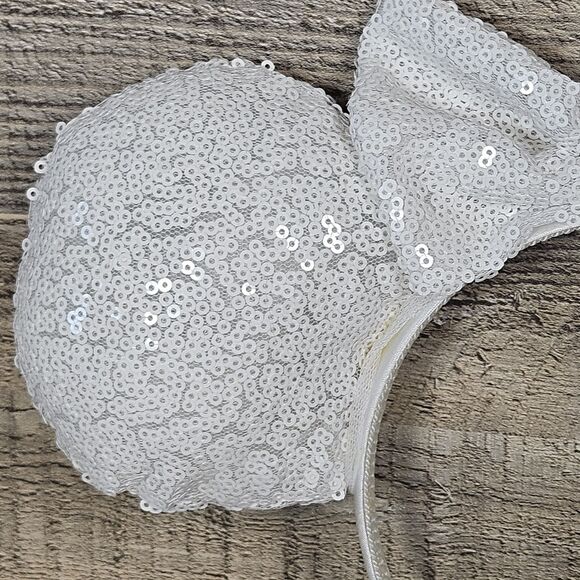 Disney White Sequin Minnie Mouse Ears Bridal Ears Handmade - Picture 4 of 7